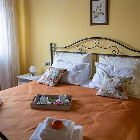 Bed & Breakfast Casa Lidia *