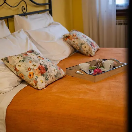 Casa Lidia Bed & Breakfast 4*